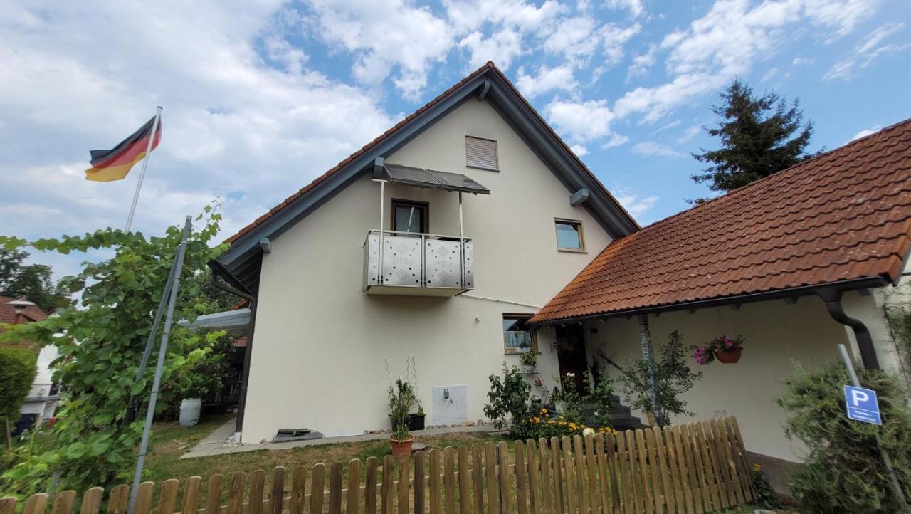 Ferienwohnung Naehe Bodensee. メッケンベウーレン エクステリア 写真